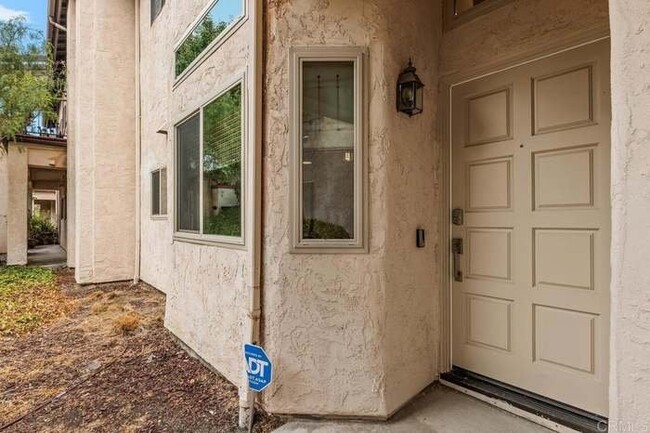Building Photo - 2812 Chatsworth Way