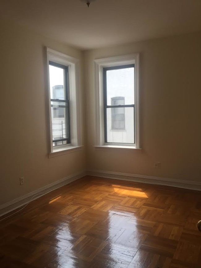 Building Photo - 230 Bay Ridge Pkwy