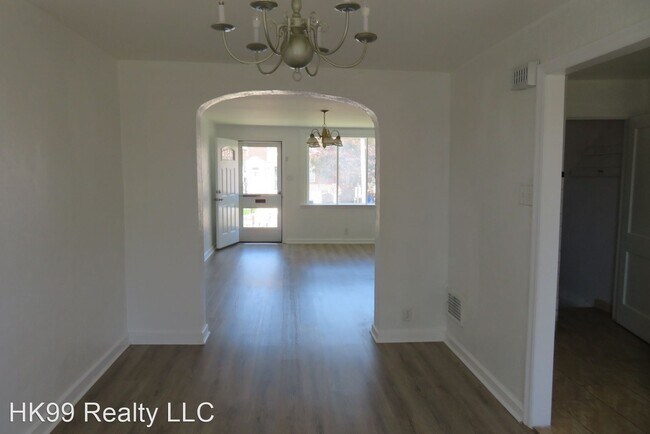 Building Photo - 3 br, 1 bath House - 5713 Tackawanna St.