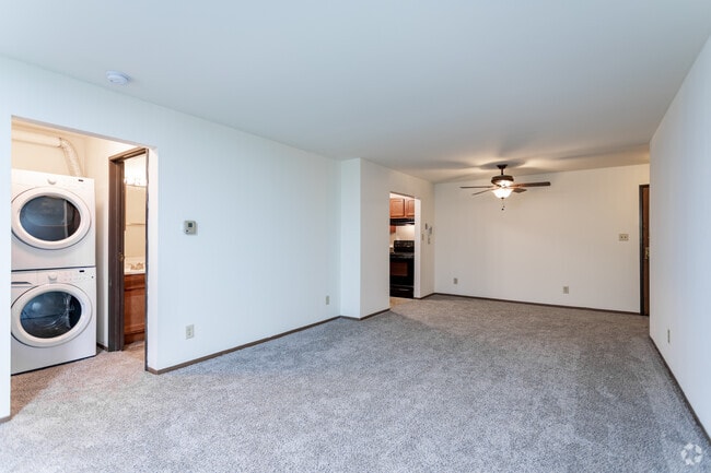 2BR, 2BA - Marshall House Apartments