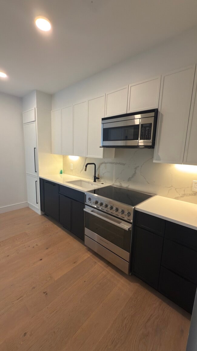 Foto del edificio - 50 Leo M Birmingham Pky