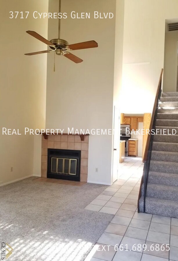 Foto del edificio - 3717 Cypress Glen Blvd