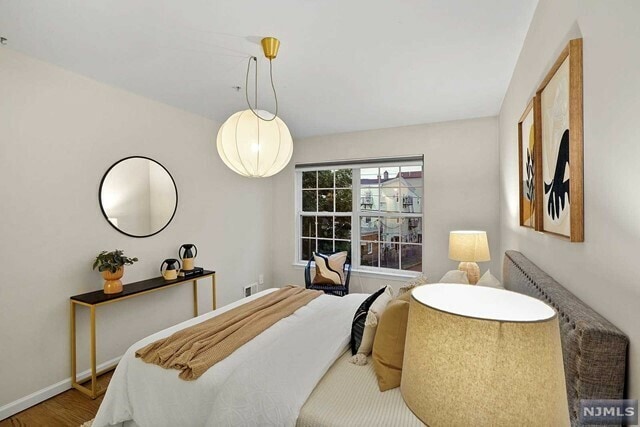 Building Photo - 76 Union St