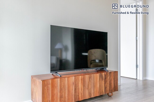 Foto del edificio - 211 W Scott St