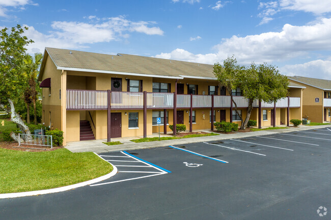 Building Photo - The Park at Topaz Tuscana