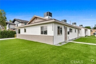Building Photo - 12958 Yorba Ave