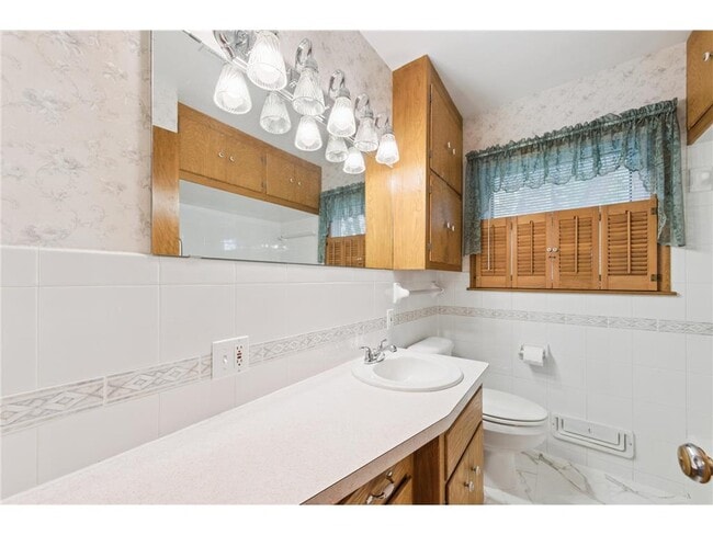 Building Photo - 9010 61st 1/2 Ave N