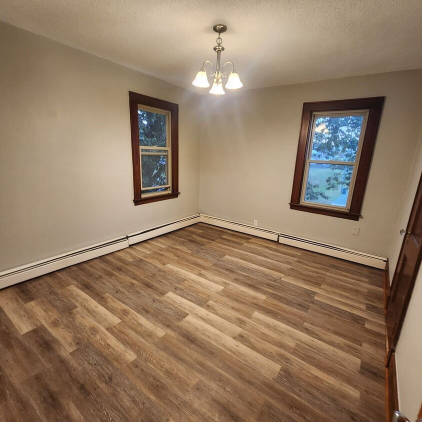 Photo - 266 Grove St