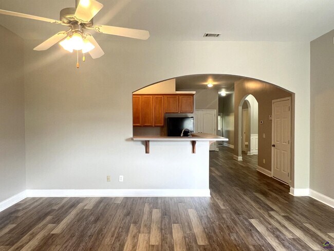 Foto del edificio - 760 Ivy Brook Way