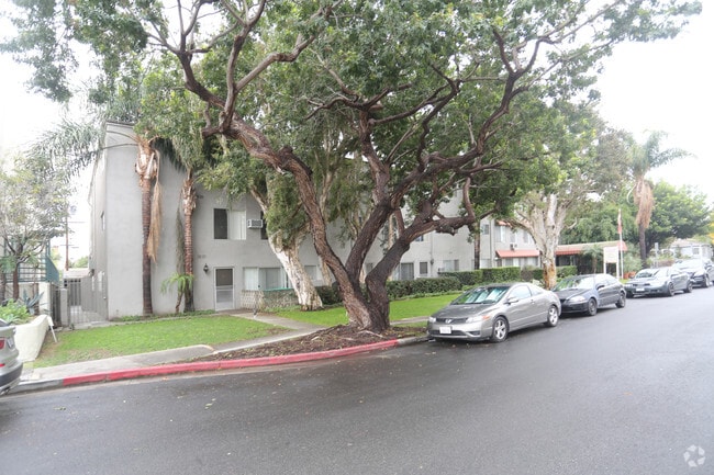 Building Photo - LPL