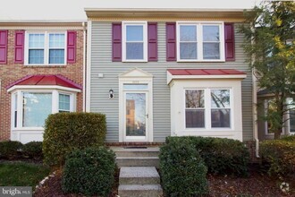Building Photo - 5339 Buxton Ct