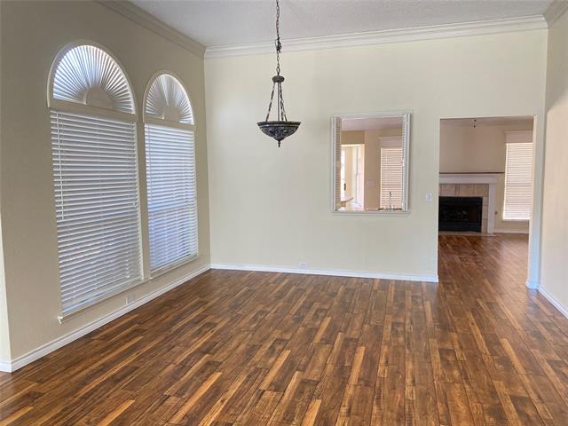 Foto del edificio - 2213 Green Hill Dr