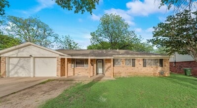 Building Photo - 5304 Susan Lee Ln