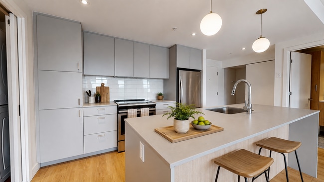 Building Photo - 8405 Place Saint-Charles