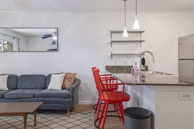 Foto del edificio - 1422 Collier St