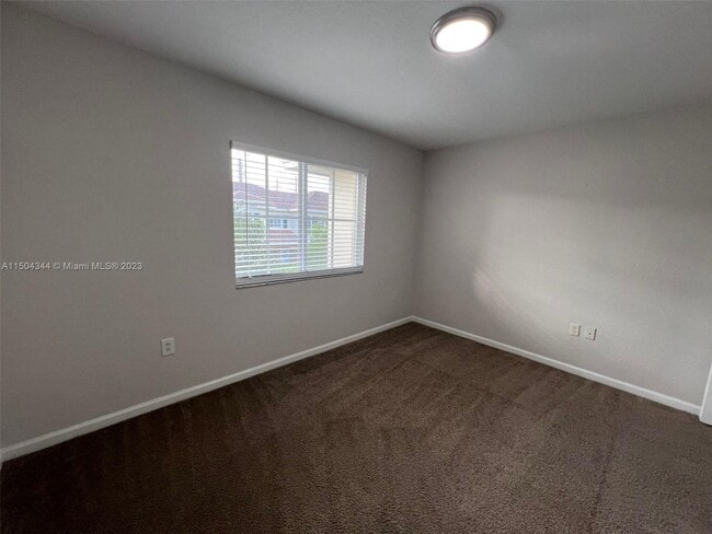 Foto del edificio - 5106 NW 30th Ln