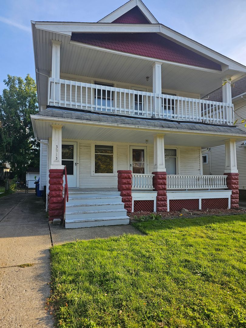 3913 Henritze Ave Cleveland, OH 44109 – photo 2