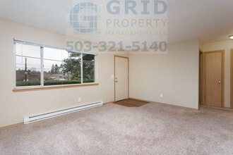 Building Photo - 5109 SE Stark St