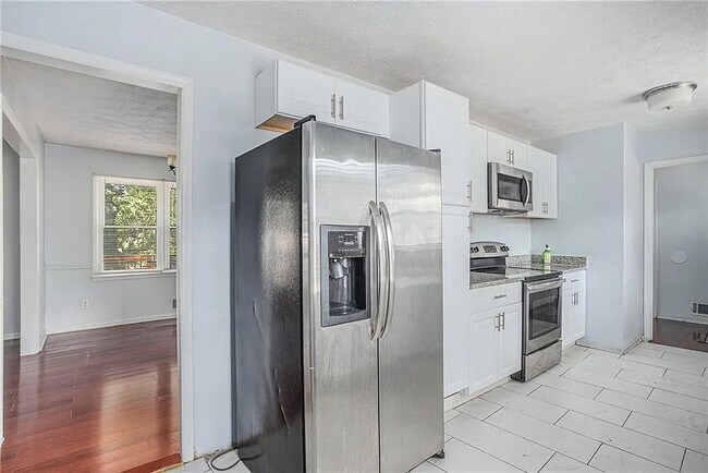 Foto del edificio - 3660 Eagle Woods Cir