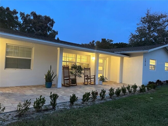 Building Photo - 1810 Brentwood Dr