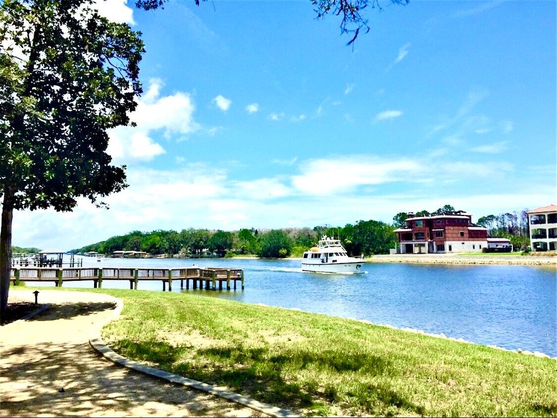 Foto principal - 85 Riverview Bnd S