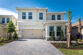 Building Photo - 3701 Greenway Dr