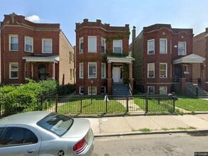Building Photo - 4219 W Cullerton St