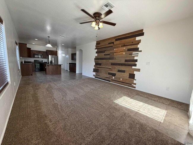 Building Photo - 4533 S Agave Ave