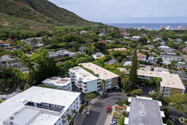 Foto aérea - Diamond Head Plaza