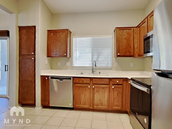 Foto del edificio - 17217 N Larkspur Ln