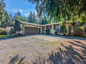 Building Photo - 2708 Freestad Rd
