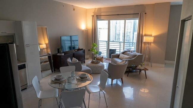 Foto del edificio - 133 NE 2nd Ave