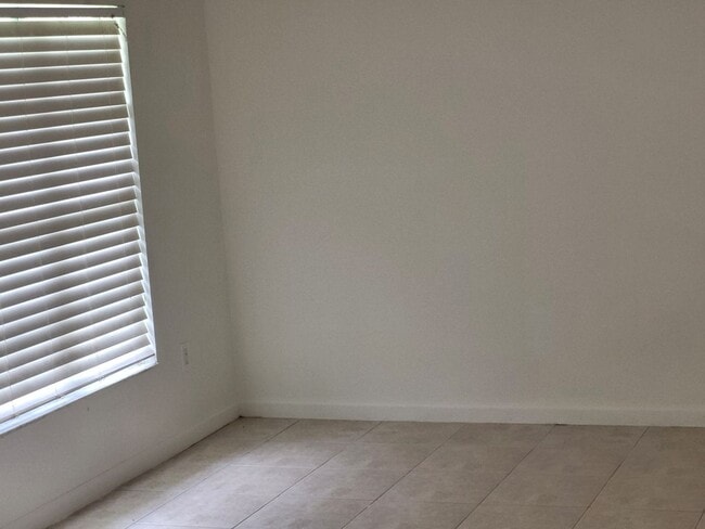 Building Photo - 3 Bedroom Single Family Home in Loxahatchee