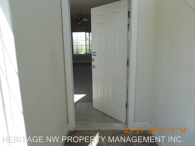Foto del edificio - 2 br, 2 bath Apartment - 124 WELDWOOD DR.
