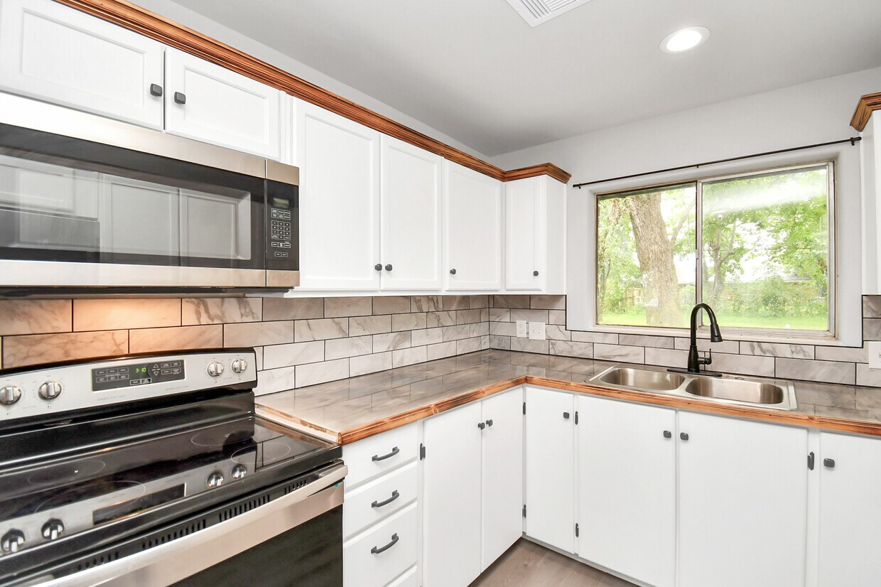 Foto principal - 210 Prune St