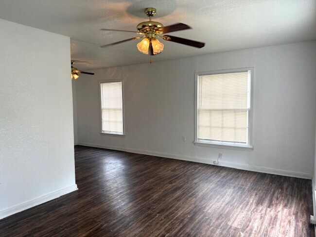 Foto del edificio - Two Bedroom