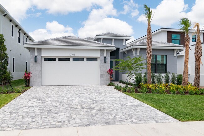 Foto del edificio - 12705 Solana Bay Cir