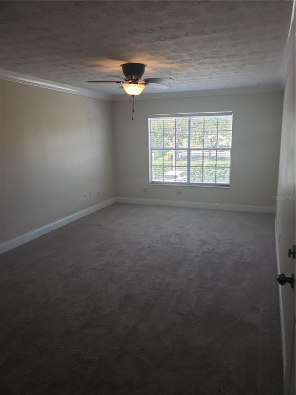 Foto del edificio - 5301 Hansel Ave