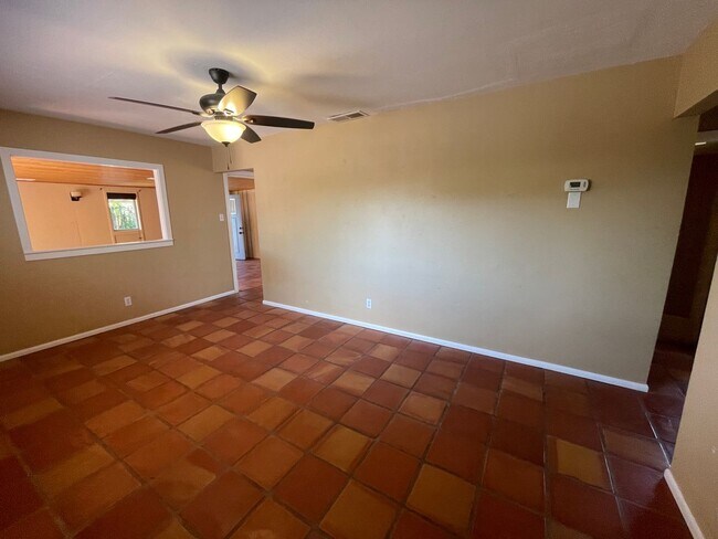 Building Photo - Quality Home in the Northwest!