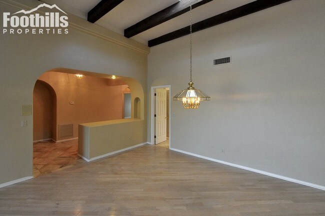 Building Photo - 6563 N Calle Sin Nombre