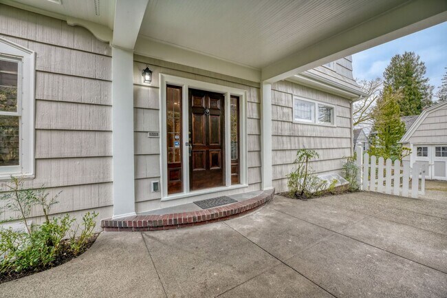 Foto del edificio - Capitol Hill Home