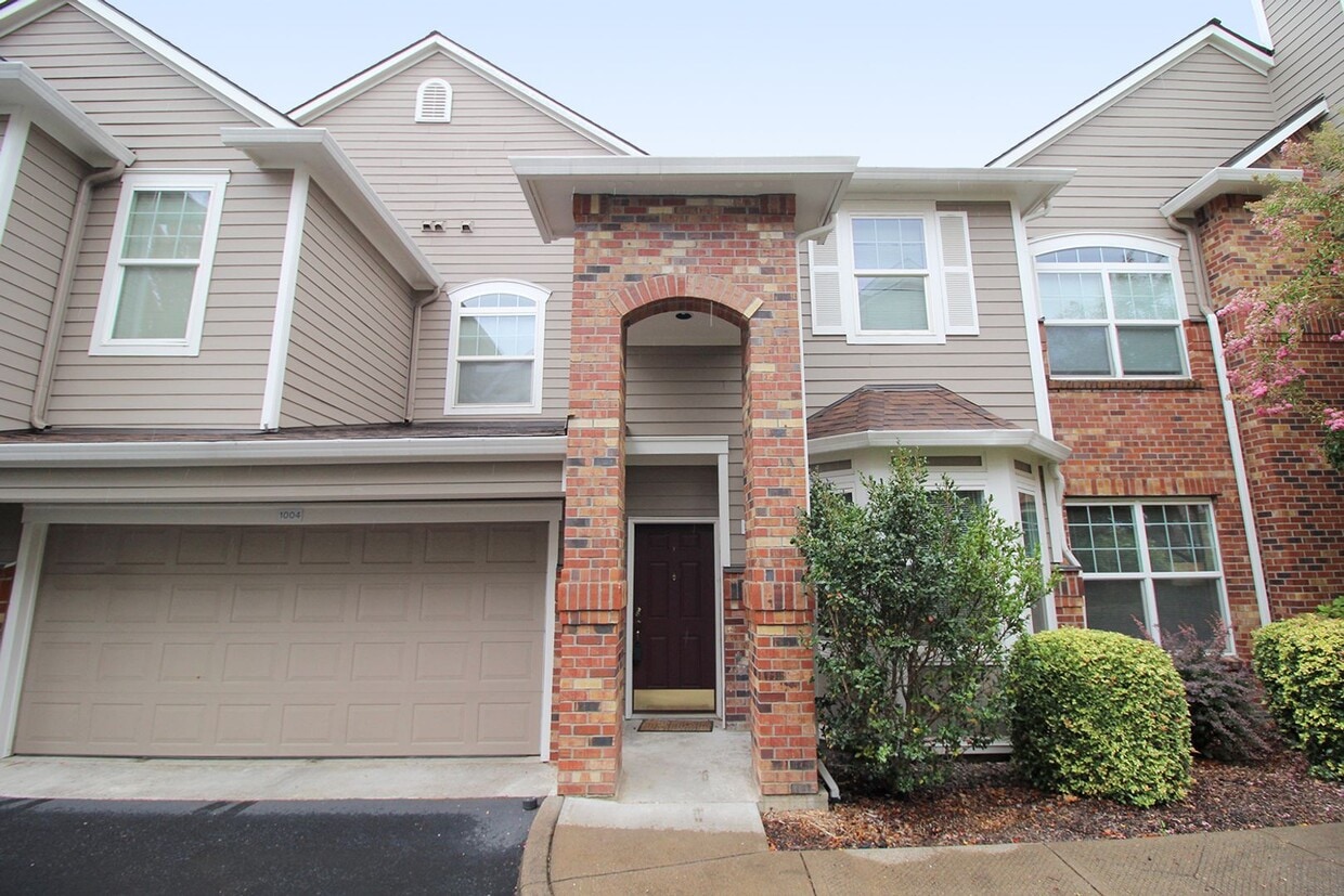 Primary Photo - 1180 NE 63rd Way