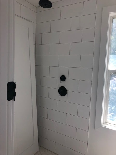 Building Photo - 15 Strawberry Ln