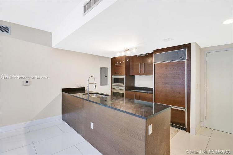 Foto principal - 475 Brickell Ave