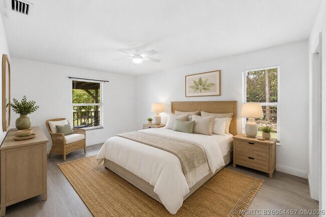 Foto del edificio - 11448 68th St N