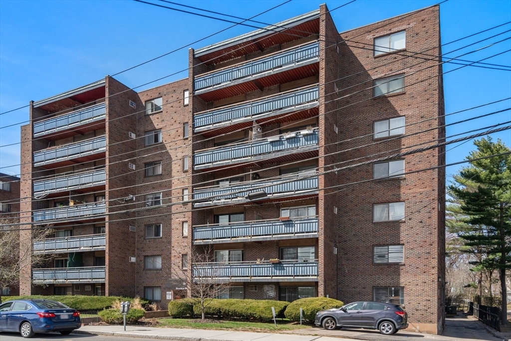 Foto principal - 32 Whites Ave