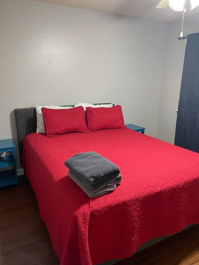 Foto del edificio - Cozy 1 bedroom townhome