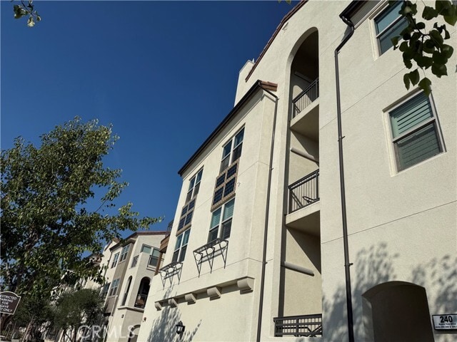 Primary Photo - 240 Buena Vida Dr