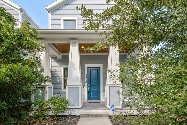 Foto del edificio - 1410 E Curtis St