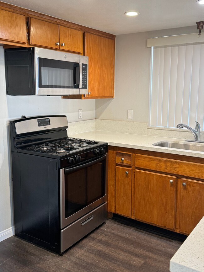 estufa de gas - 5255 Riverton Ave